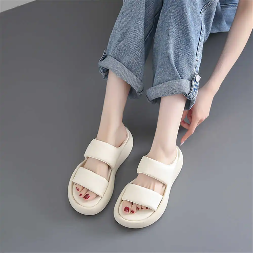 여성용 샌들 슬리퍼 키트 스니커즈, 스포츠 연예인 럭셔 - Wedding Supply Outlet 리뷰 및 가격